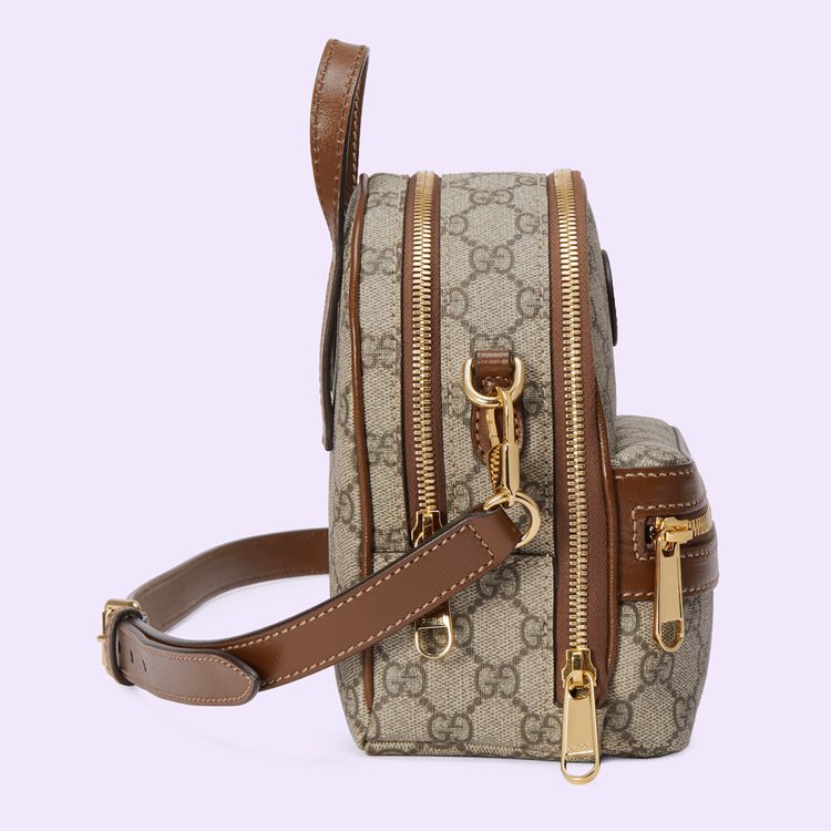 725654.92TCG.8563.010.063.0000.Light Multi function bag with Interlocking G